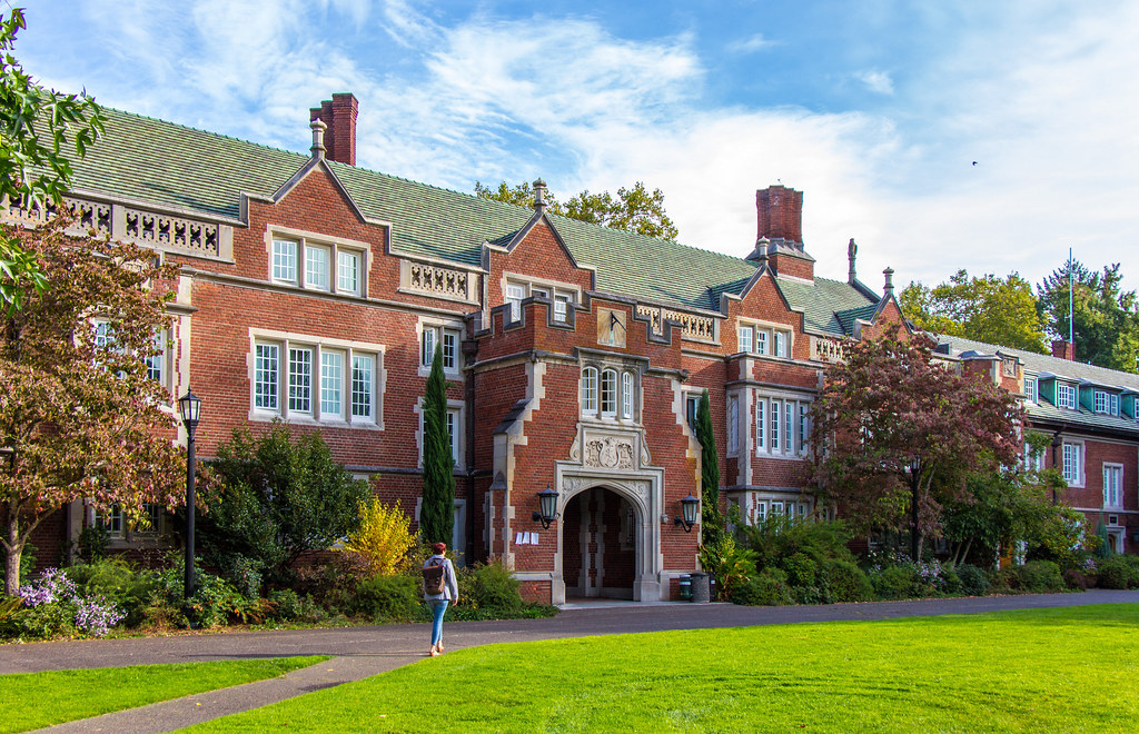 5 Unique Colleges In The United States You Must Check Out – Niche Blog